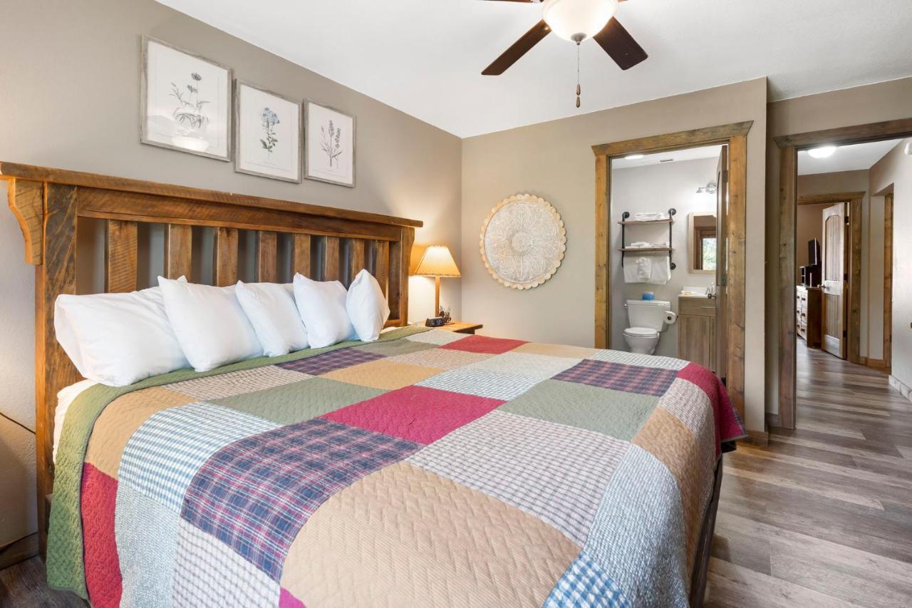 Table Rock Resorts At Indian Point Bagian luar foto