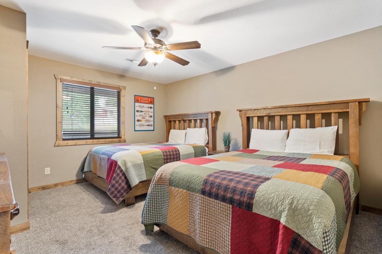 Table Rock Resorts At Indian Point Bagian luar foto